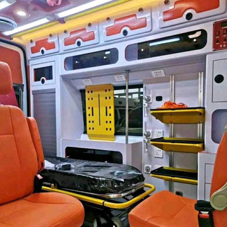 离石长途救护车护送病人租赁价格